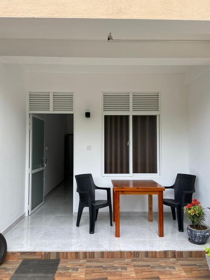 Senarathna Guest House Weligama Exterior foto