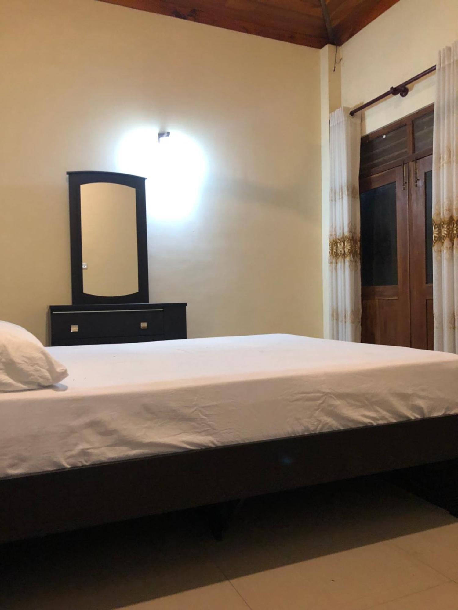Senarathna Guest House Weligama Exterior foto