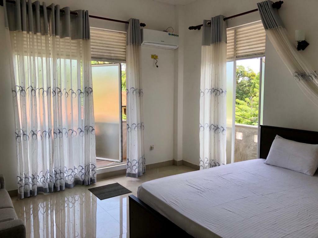 Senarathna Guest House Weligama Exterior foto